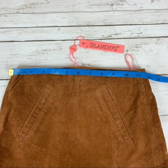 Blank NYC Suede Caramel Tan Brown Mini Skirt - Picture 6 of 7